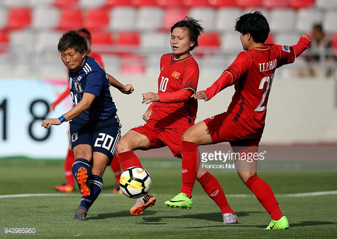 Nữ sát thủ xinh đẹp này có thể phá nát giấc mơ World Cup của tuyển Việt Nam